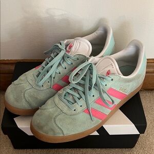 Adidas Women's Gazelle Sneakers - mint green/pink - 9